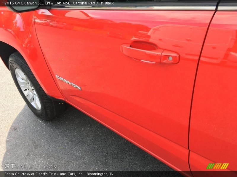 Cardinal Red / Jet Black 2016 GMC Canyon SLE Crew Cab 4x4