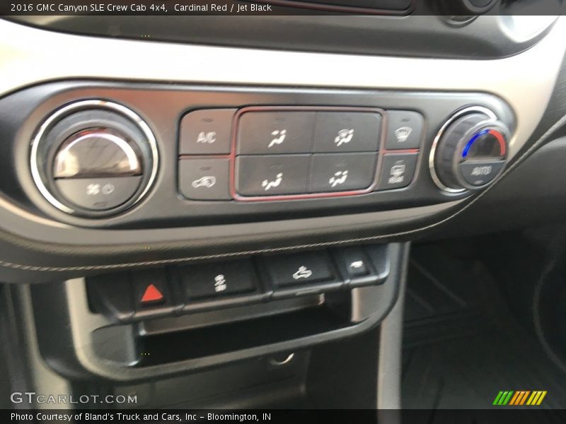 Cardinal Red / Jet Black 2016 GMC Canyon SLE Crew Cab 4x4