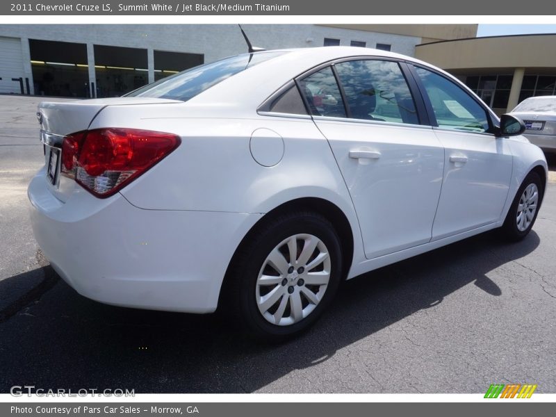 Summit White / Jet Black/Medium Titanium 2011 Chevrolet Cruze LS