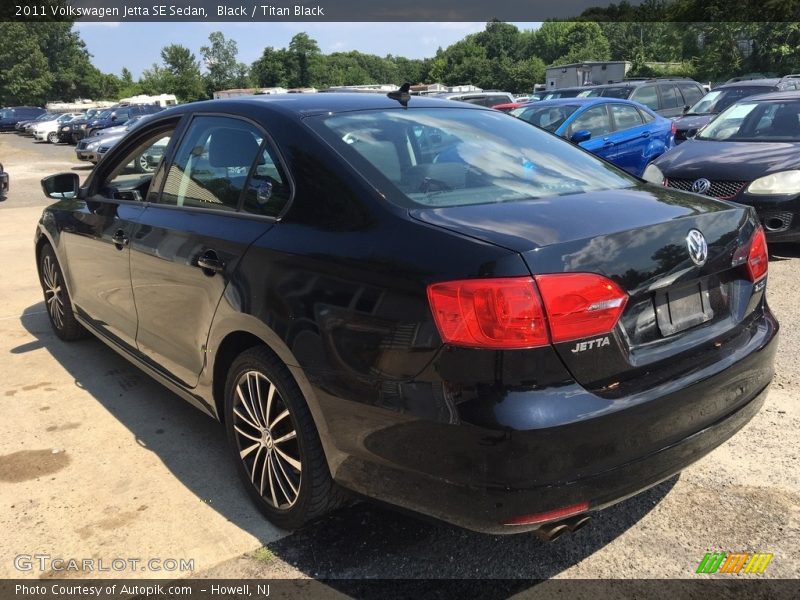Black / Titan Black 2011 Volkswagen Jetta SE Sedan