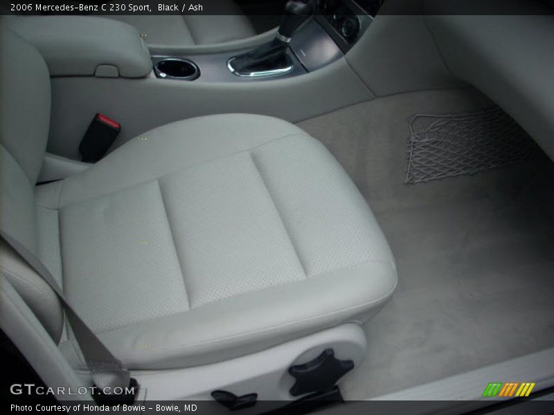 Black / Ash 2006 Mercedes-Benz C 230 Sport