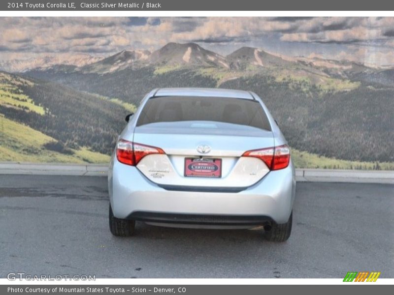 Classic Silver Metallic / Black 2014 Toyota Corolla LE