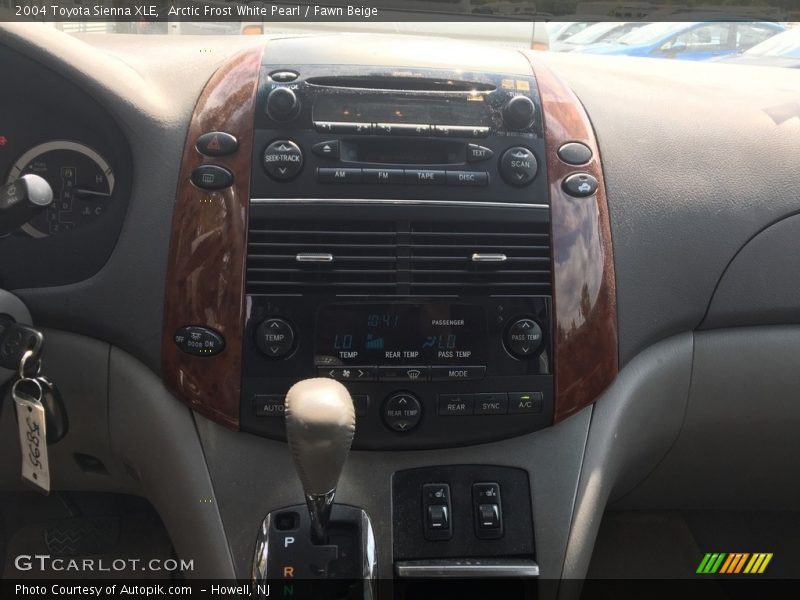 Arctic Frost White Pearl / Fawn Beige 2004 Toyota Sienna XLE