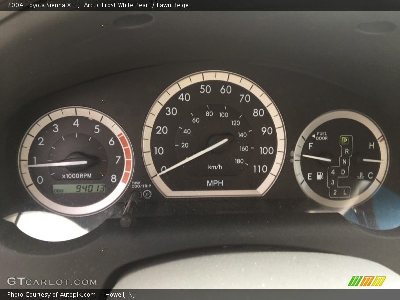 Arctic Frost White Pearl / Fawn Beige 2004 Toyota Sienna XLE