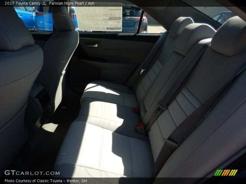 Parisian Night Pearl / Ash 2017 Toyota Camry LE