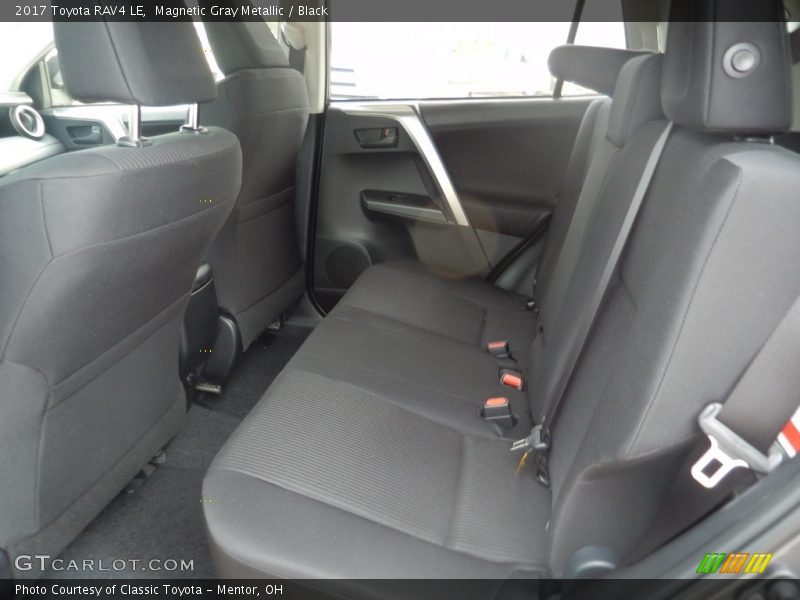 Magnetic Gray Metallic / Black 2017 Toyota RAV4 LE