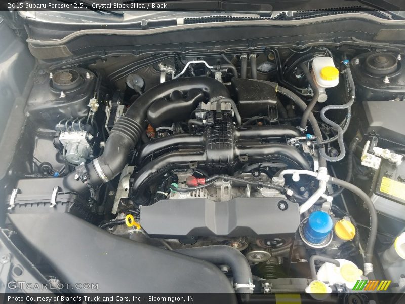 Crystal Black Silica / Black 2015 Subaru Forester 2.5i