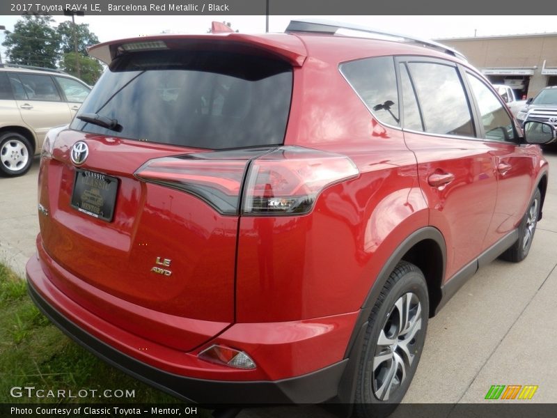 Barcelona Red Metallic / Black 2017 Toyota RAV4 LE