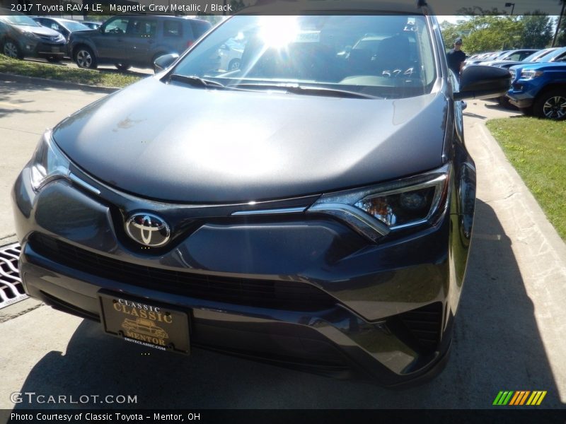 Magnetic Gray Metallic / Black 2017 Toyota RAV4 LE