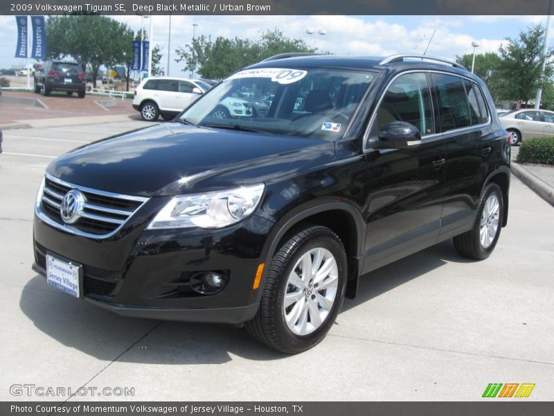 Deep Black Metallic / Urban Brown 2009 Volkswagen Tiguan SE