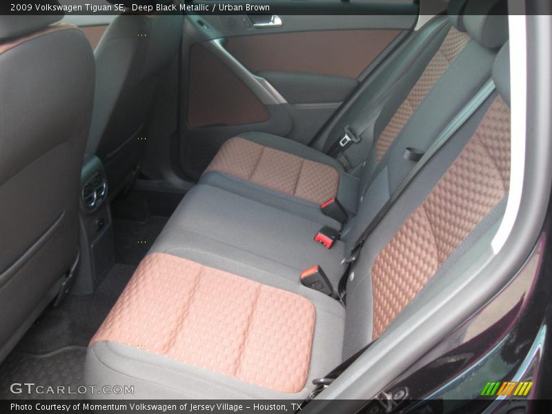 Deep Black Metallic / Urban Brown 2009 Volkswagen Tiguan SE
