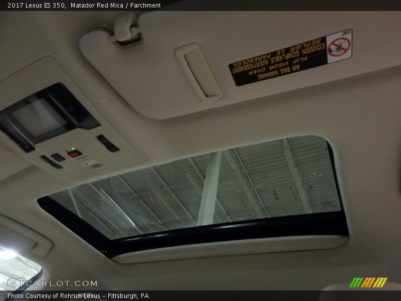 Matador Red Mica / Parchment 2017 Lexus ES 350