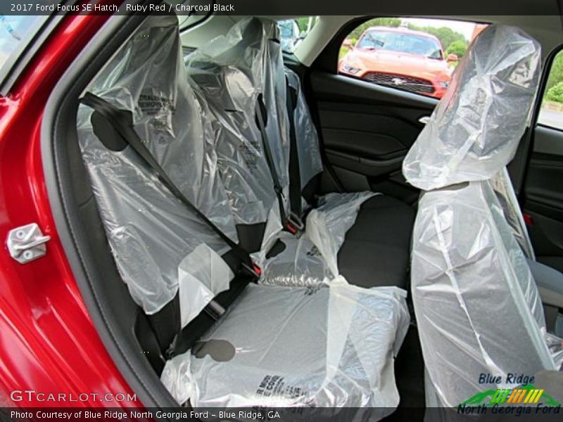 Ruby Red / Charcoal Black 2017 Ford Focus SE Hatch