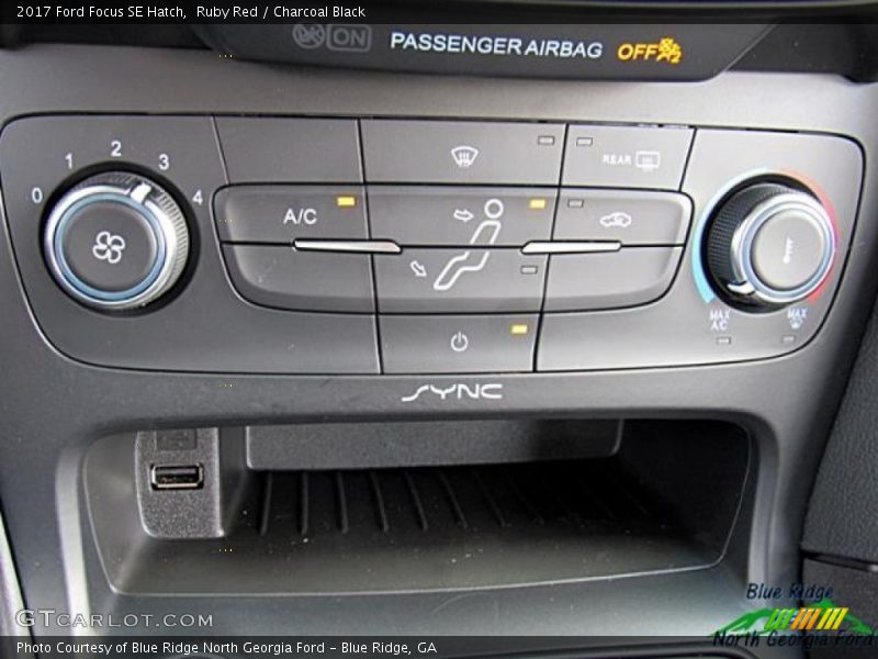 Ruby Red / Charcoal Black 2017 Ford Focus SE Hatch