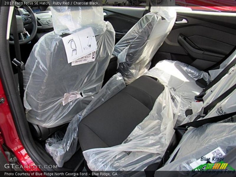Ruby Red / Charcoal Black 2017 Ford Focus SE Hatch
