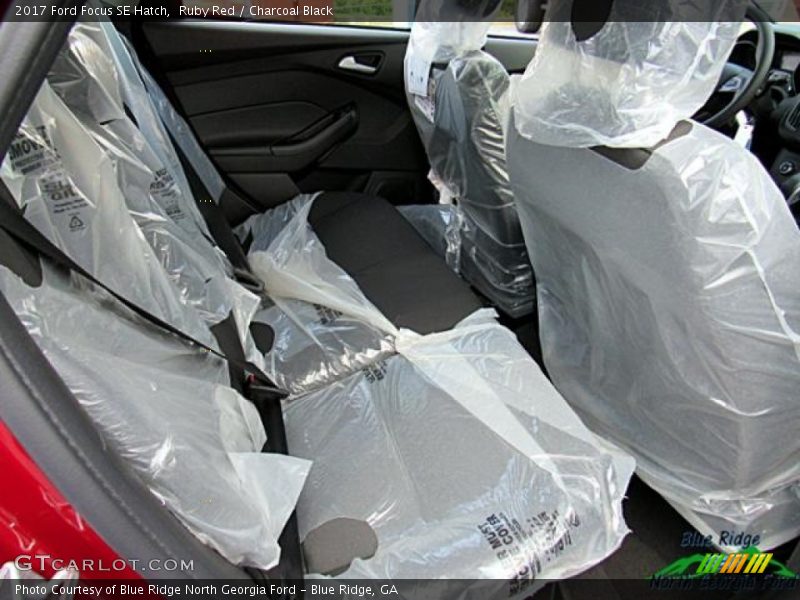 Ruby Red / Charcoal Black 2017 Ford Focus SE Hatch