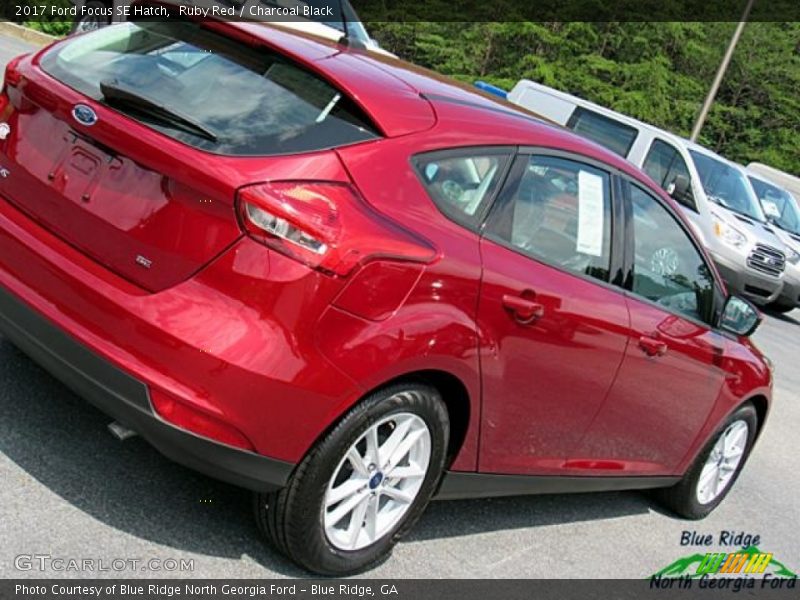 Ruby Red / Charcoal Black 2017 Ford Focus SE Hatch