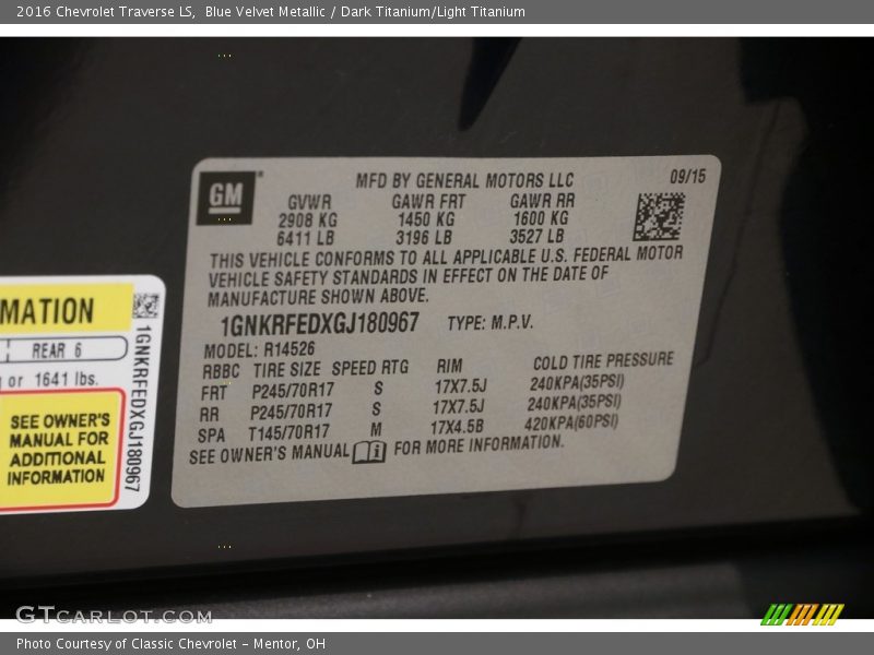 Blue Velvet Metallic / Dark Titanium/Light Titanium 2016 Chevrolet Traverse LS