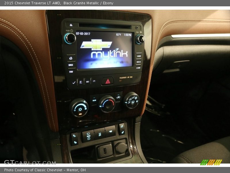 Black Granite Metallic / Ebony 2015 Chevrolet Traverse LT AWD
