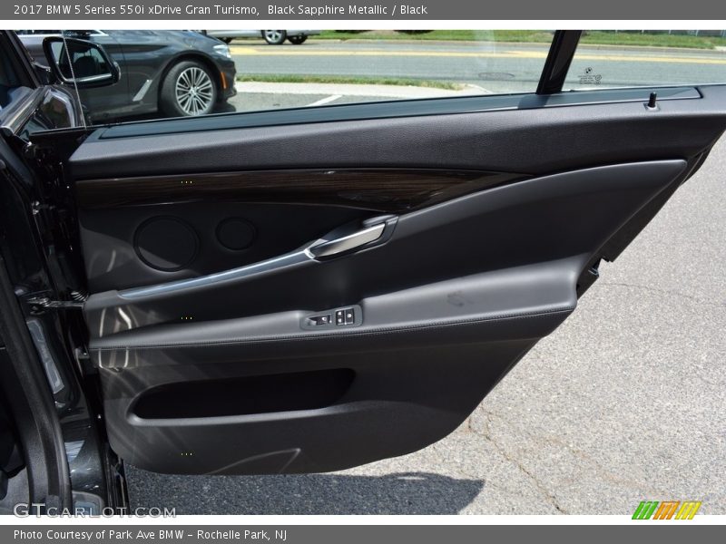 Door Panel of 2017 5 Series 550i xDrive Gran Turismo