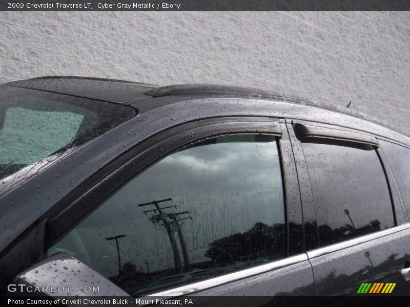 Cyber Gray Metallic / Ebony 2009 Chevrolet Traverse LT