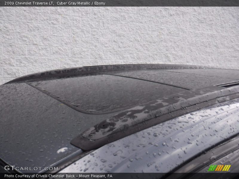 Cyber Gray Metallic / Ebony 2009 Chevrolet Traverse LT