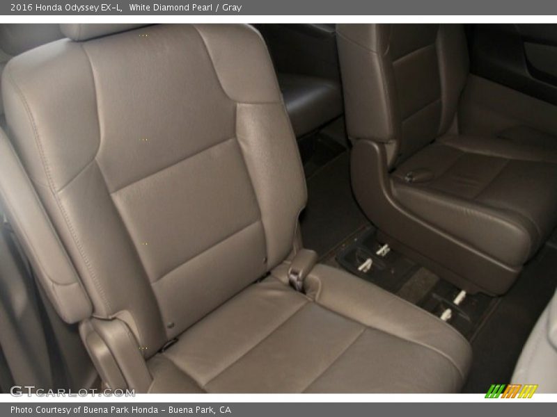 White Diamond Pearl / Gray 2016 Honda Odyssey EX-L