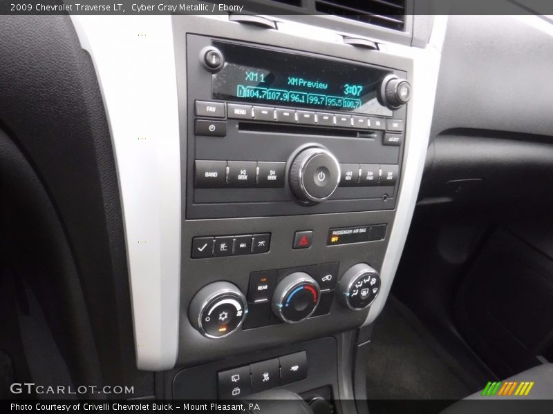 Cyber Gray Metallic / Ebony 2009 Chevrolet Traverse LT