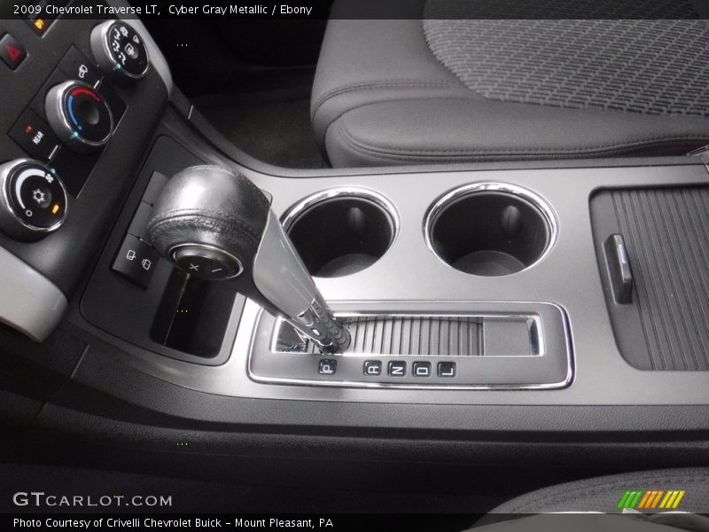 Cyber Gray Metallic / Ebony 2009 Chevrolet Traverse LT