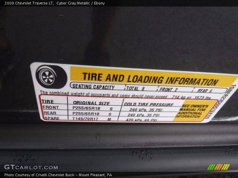 Cyber Gray Metallic / Ebony 2009 Chevrolet Traverse LT