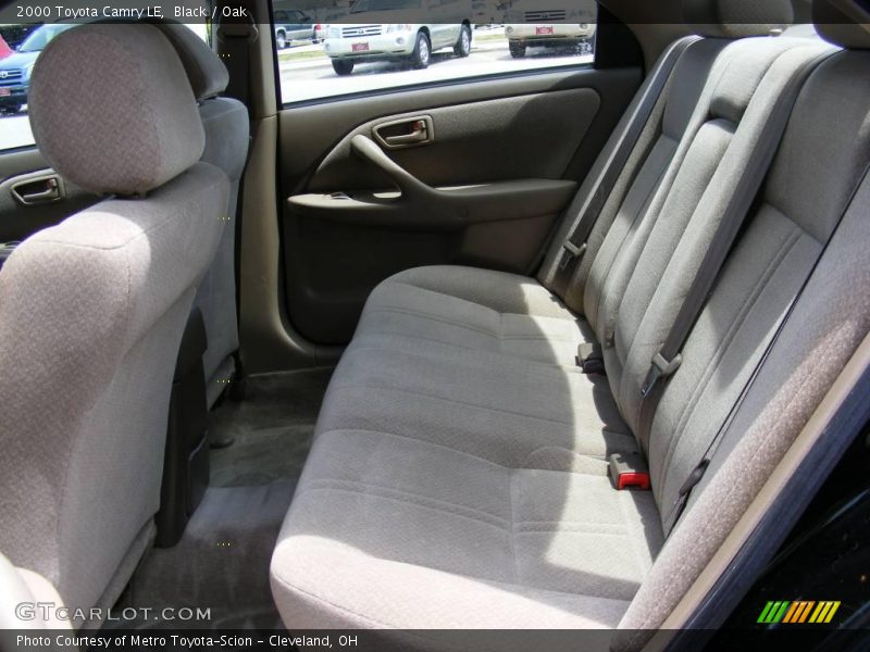 Black / Oak 2000 Toyota Camry LE