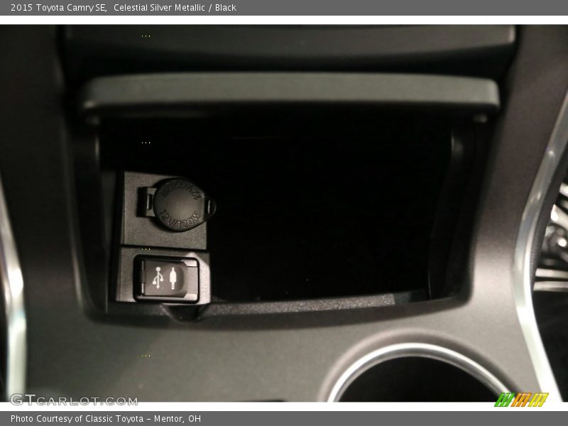 Celestial Silver Metallic / Black 2015 Toyota Camry SE
