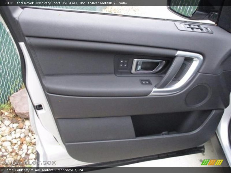 Indus Silver Metallic / Ebony 2016 Land Rover Discovery Sport HSE 4WD