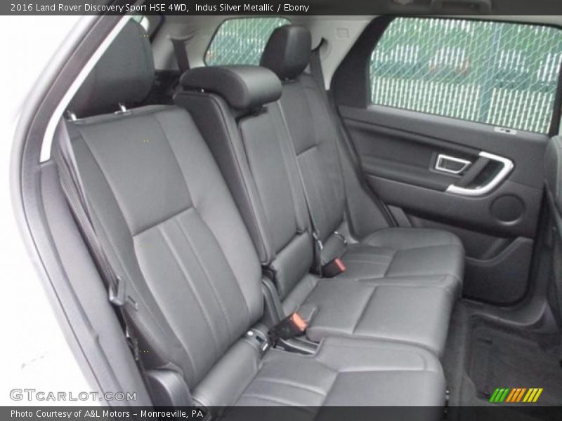 Indus Silver Metallic / Ebony 2016 Land Rover Discovery Sport HSE 4WD