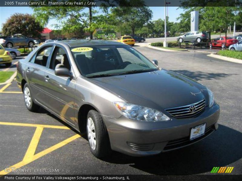 Phantom Gray Pearl / Gray 2005 Toyota Camry LE