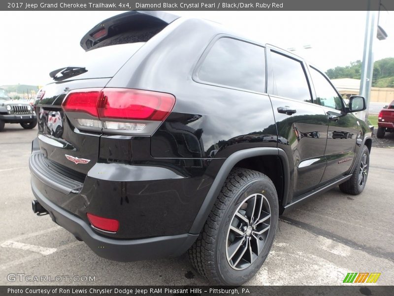 Diamond Black Crystal Pearl / Black/Dark Ruby Red 2017 Jeep Grand Cherokee Trailhawk 4x4