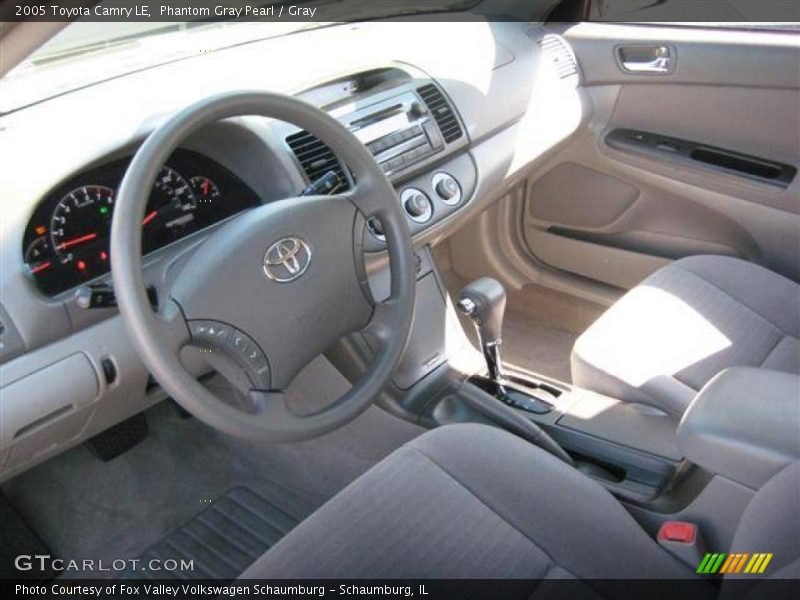 Phantom Gray Pearl / Gray 2005 Toyota Camry LE