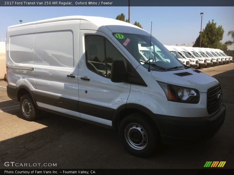 Oxford White / Pewter 2017 Ford Transit Van 250 MR Regular