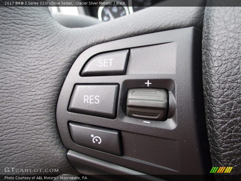 Glacier Silver Metallic / Black 2017 BMW 3 Series 320i xDrive Sedan