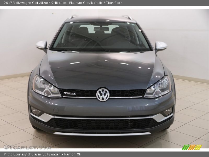 Platinum Gray Metallic / Titan Black 2017 Volkswagen Golf Alltrack S 4Motion