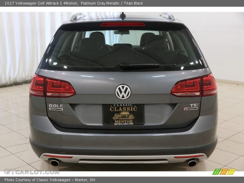 Platinum Gray Metallic / Titan Black 2017 Volkswagen Golf Alltrack S 4Motion