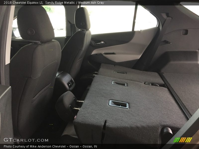 Sandy Ridge Metallic / Medium Ash Gray 2018 Chevrolet Equinox LS