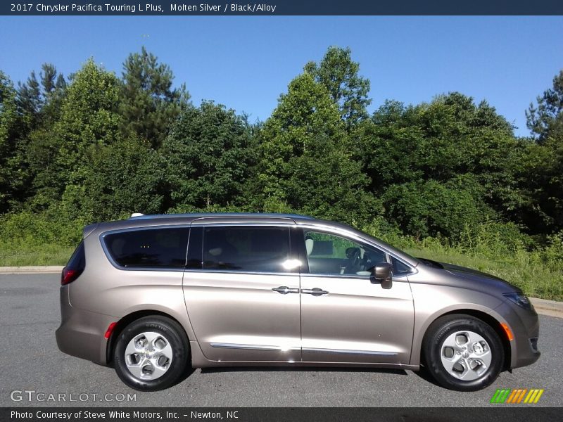 Molten Silver / Black/Alloy 2017 Chrysler Pacifica Touring L Plus