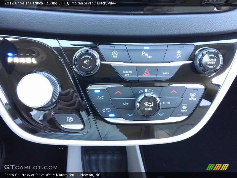 Molten Silver / Black/Alloy 2017 Chrysler Pacifica Touring L Plus