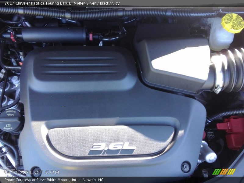 Molten Silver / Black/Alloy 2017 Chrysler Pacifica Touring L Plus