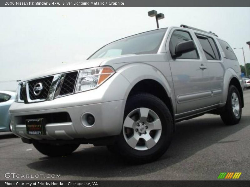 Silver Lightning Metallic / Graphite 2006 Nissan Pathfinder S 4x4
