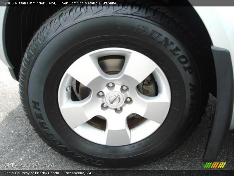 Silver Lightning Metallic / Graphite 2006 Nissan Pathfinder S 4x4