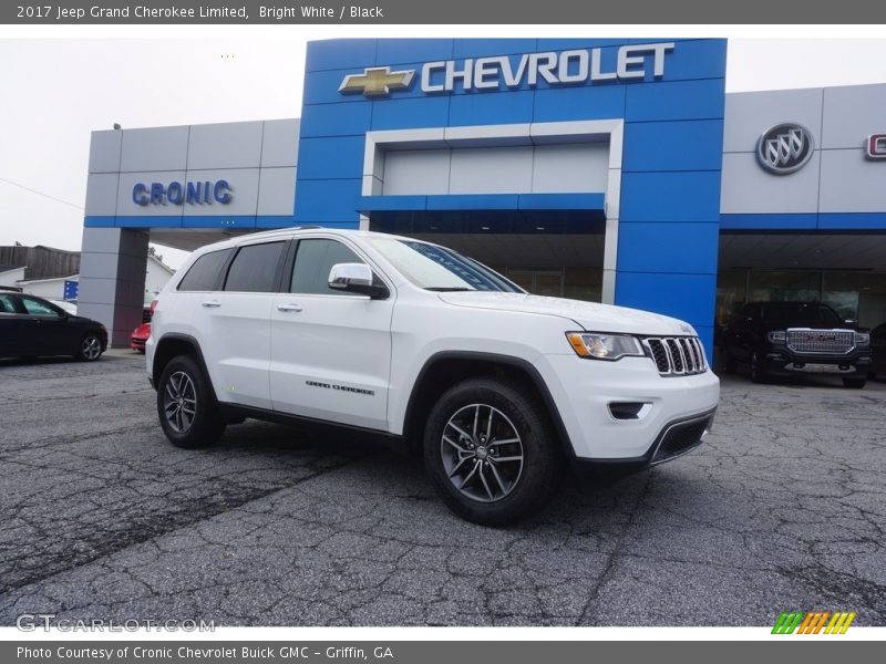 Bright White / Black 2017 Jeep Grand Cherokee Limited