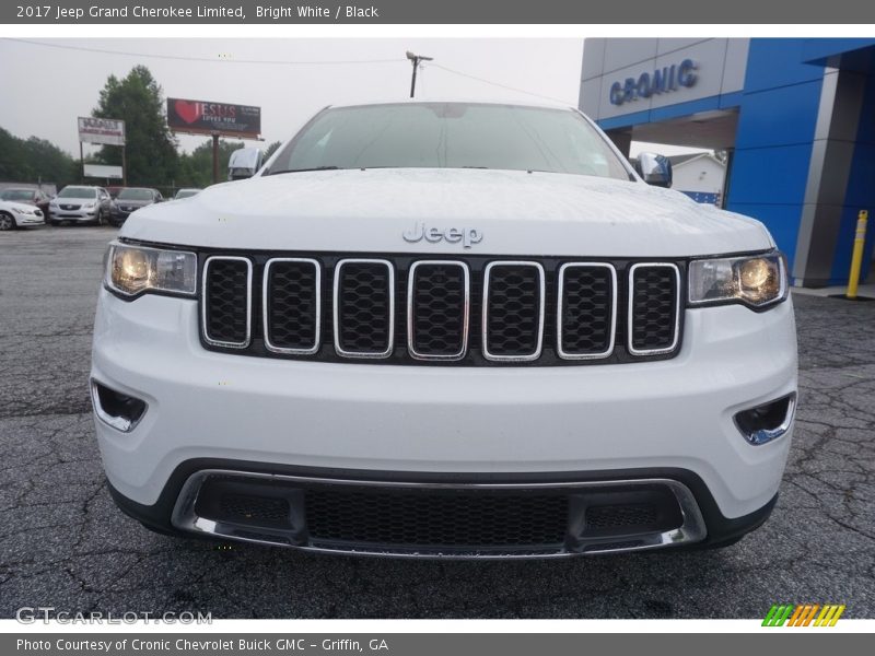 Bright White / Black 2017 Jeep Grand Cherokee Limited