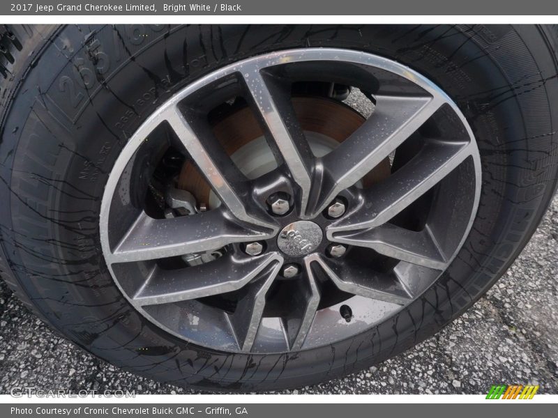 Bright White / Black 2017 Jeep Grand Cherokee Limited
